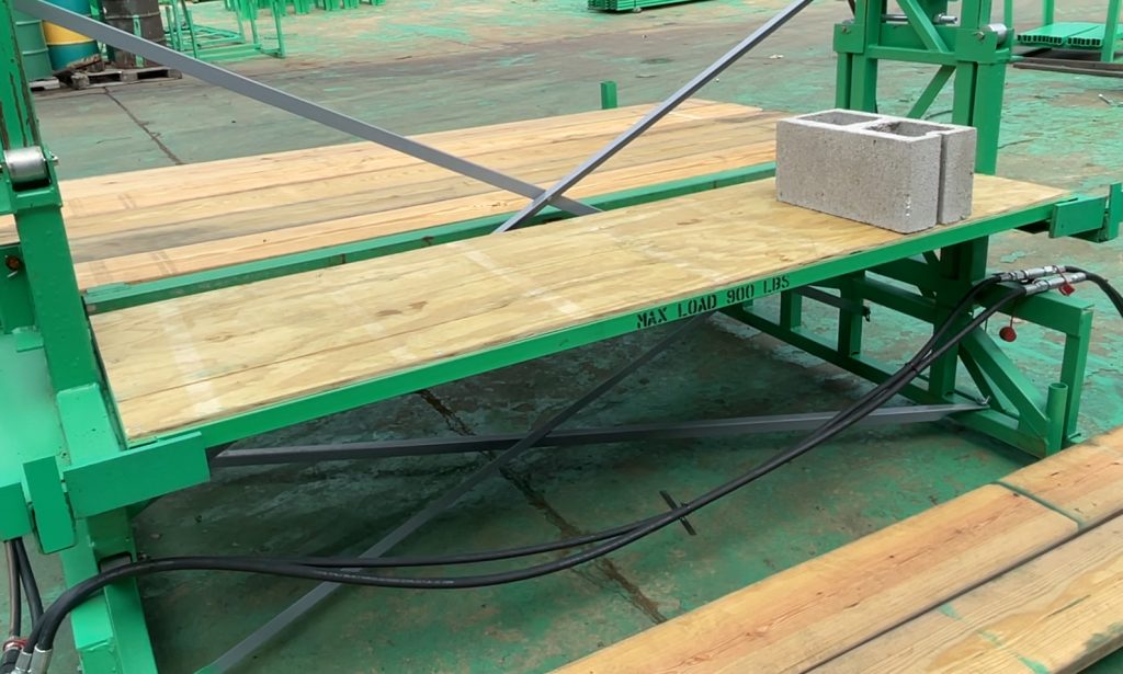 masonry scaffold braced-bay material deck